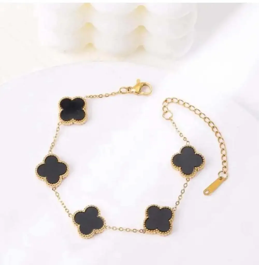 Black clover bracelet